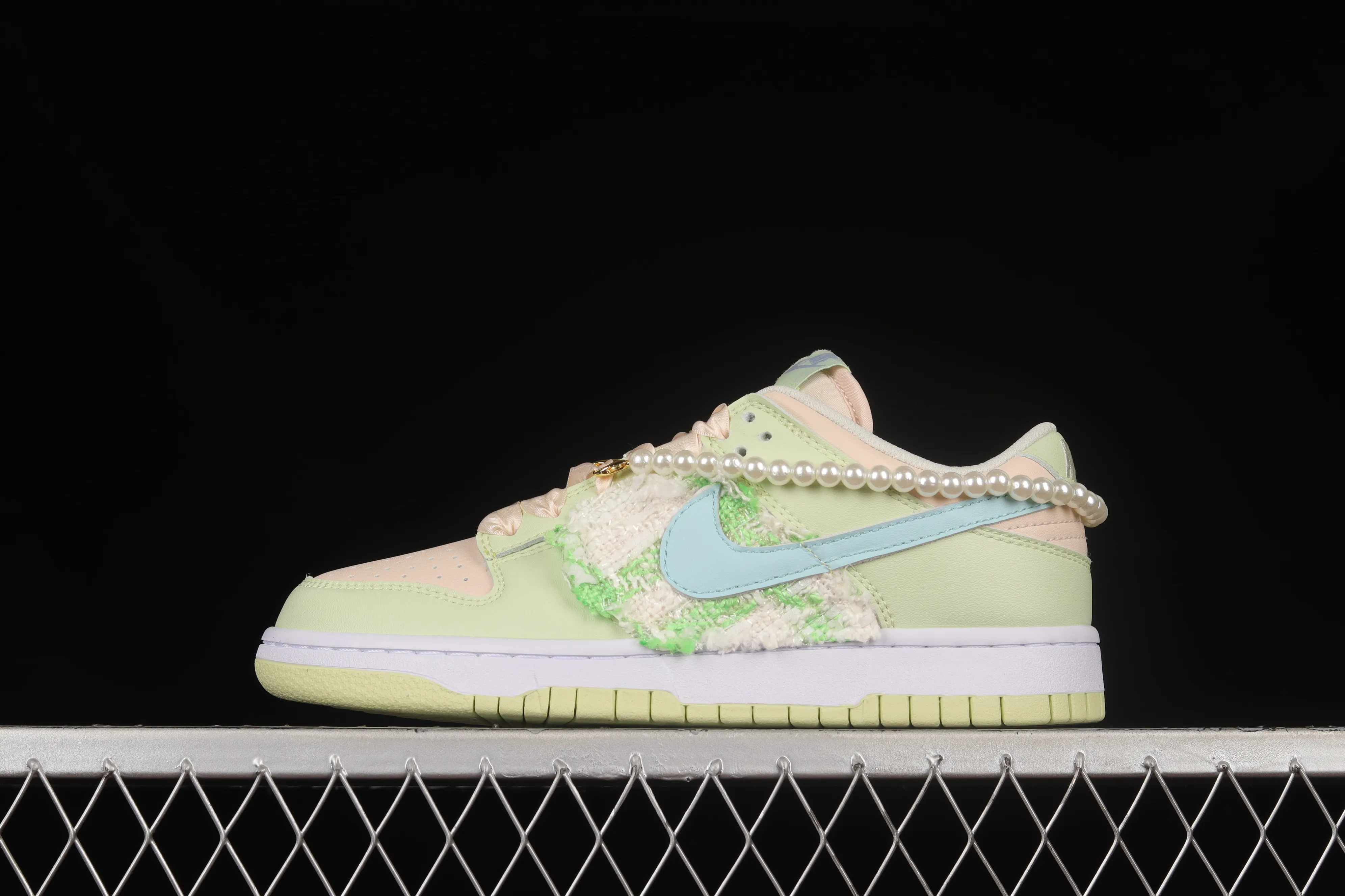 All Categories Nk SB Dunk Series Nk SB Dunk Low Low-top sneakers Nk SB Dunk Low Pearl Pink Blue SB low-top sports and leisure sneakers DD1503-600